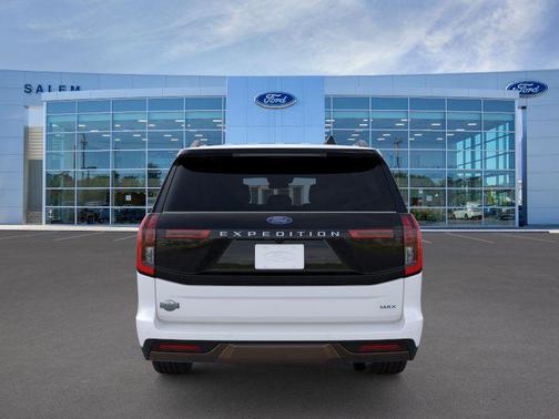 Star White Metallic Tri-Coat 2026 Ford Expedition Max King Ranch