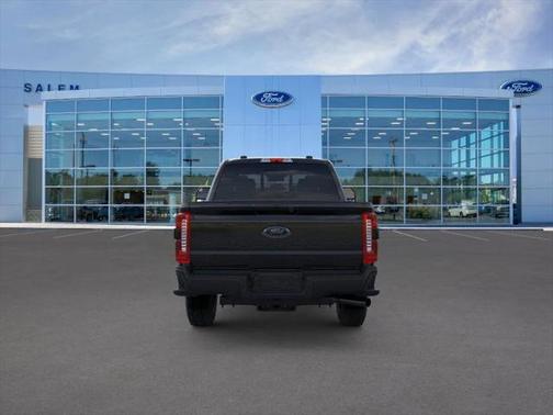2025 Ford F-350 XLT