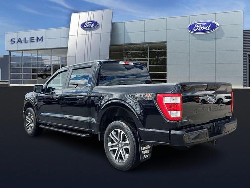 Black Metallic 2023 Ford F-150 XL