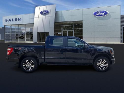 Black Metallic 2023 Ford F-150 XL