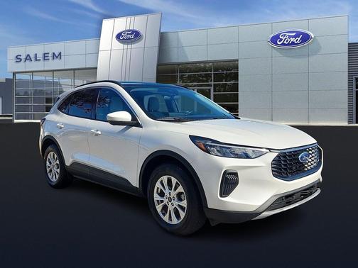 White Metallic 2023 Ford Escape Active