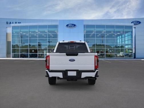 2025 Ford F-250 XL