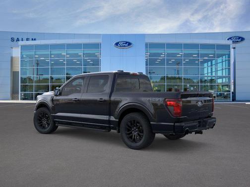 Agate Black Metallic 2026 Ford F-150 XLT