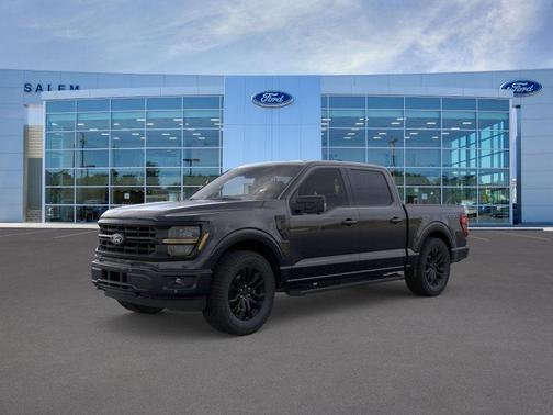 Agate Black Metallic 2026 Ford F-150 XLT