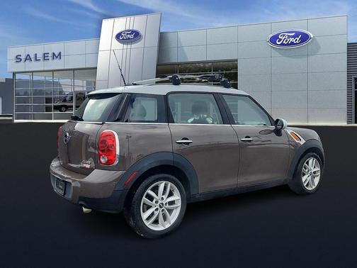 2012 MINI Cooper Countryman Base
