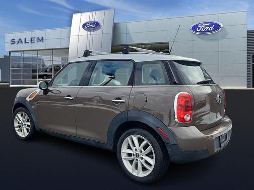 2012 MINI Cooper Countryman Base