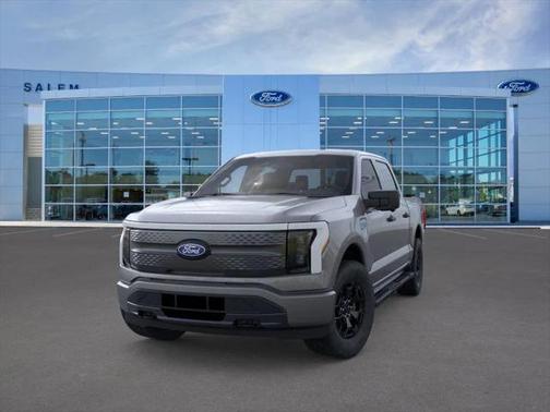 2025 Ford F-150 Lightning XLT