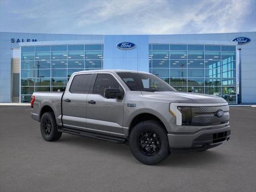 2025 Ford F-150 Lightning XLT