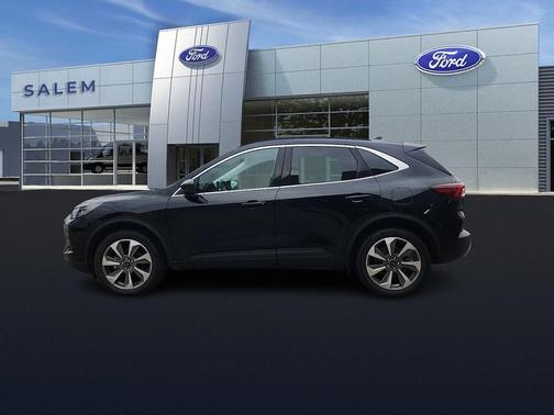 Agate Black Metallic 2024 Ford Escape Platinum