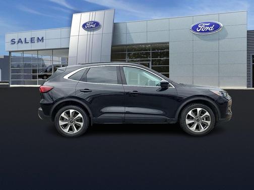 Agate Black Metallic 2024 Ford Escape Platinum