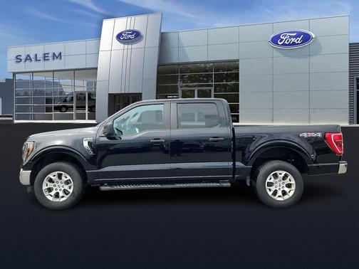 Black 2023 Ford F-150 XLT