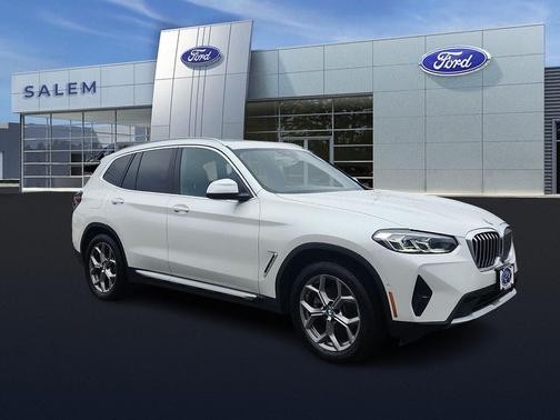 White Metallic 2024 BMW X3 xDrive30i