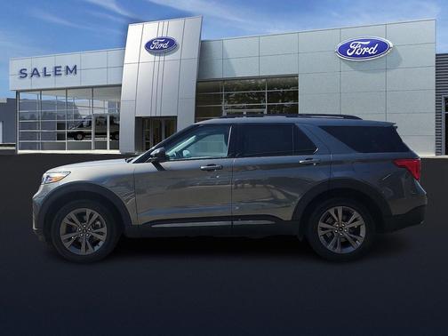 Gray Metallic 2023 Ford Explorer XLT