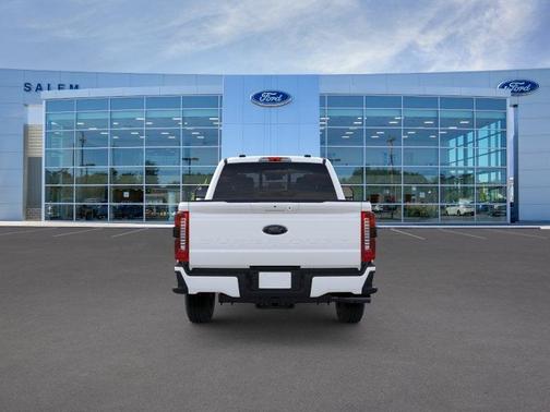 Star White Metallic Tri-Coat 2026 Ford F-250 Lariat