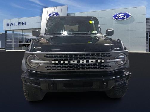 Shadow Black 2024 Ford Bronco Badlands