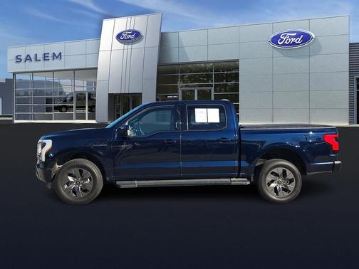 2023 Ford F-150 Lightning LARIAT