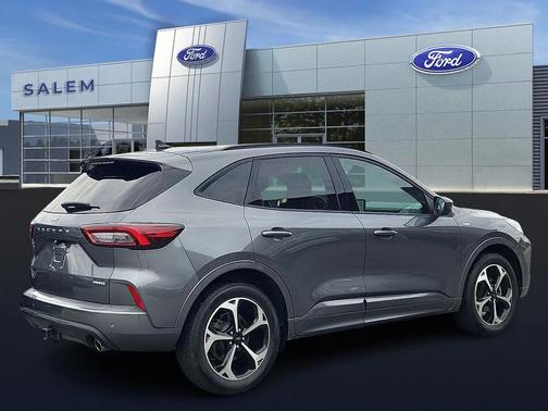 2023 Ford Escape ST-Line Select