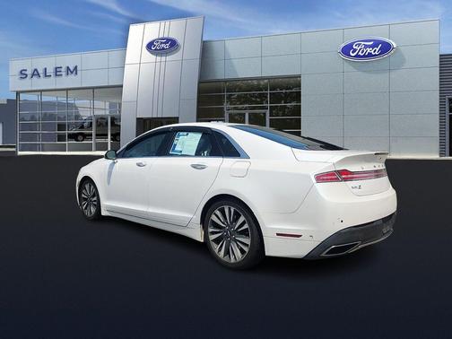 White Platinum Clearcoat Metallic 2019 Lincoln MKZ Reserve II