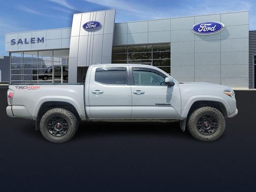 Cement 2020 Toyota Tacoma TRD Sport