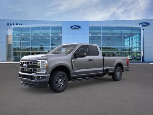 2025 Ford F-350 XLT