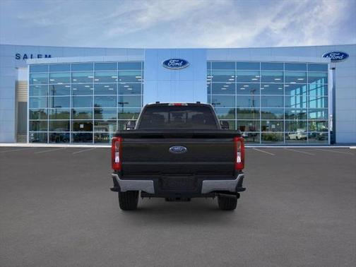 2025 Ford F-350 XLT