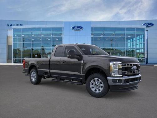 2025 Ford F-350 XLT