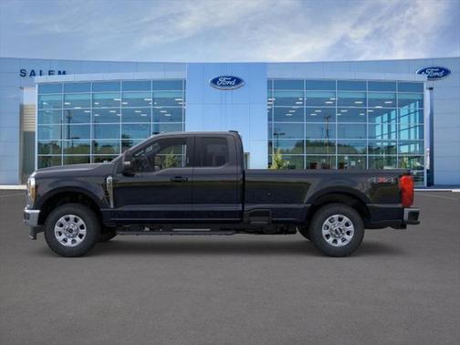 2025 Ford F-350 XLT