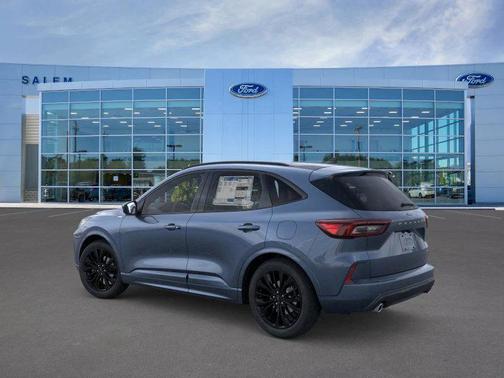 2025 Ford Escape ST-Line Elite