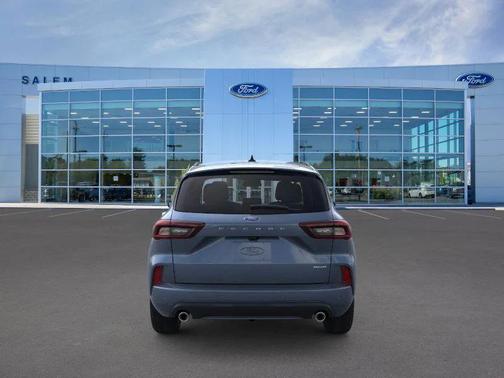 2025 Ford Escape ST-Line Elite