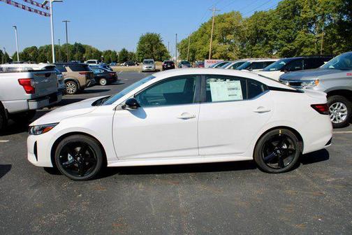 2025 Nissan Sentra SR