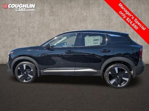 2025 Nissan Kicks SR