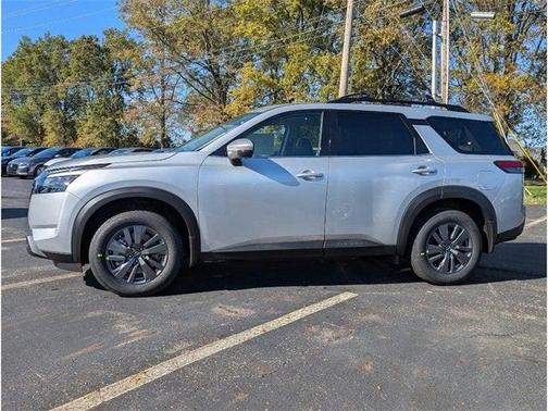 2025 Nissan Pathfinder SV 4WD