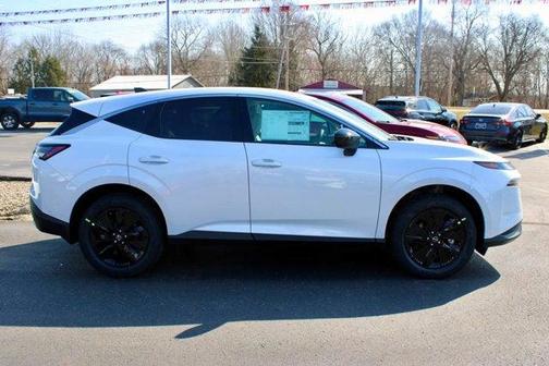 2025 Nissan Murano SV