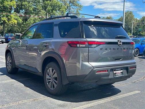 2025 Nissan Pathfinder SV 4WD