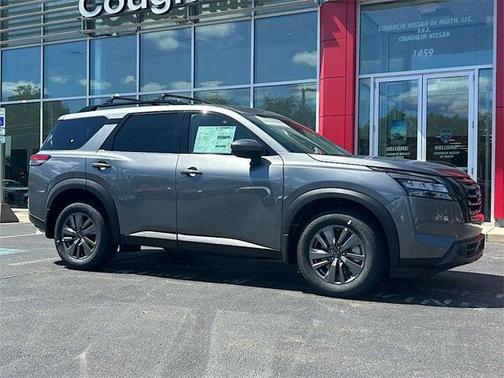 2025 Nissan Pathfinder SV 4WD