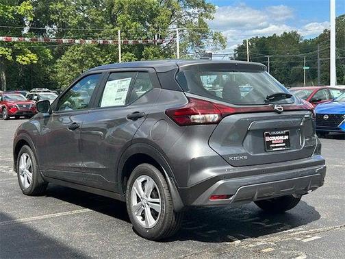 2025 Nissan Kicks S