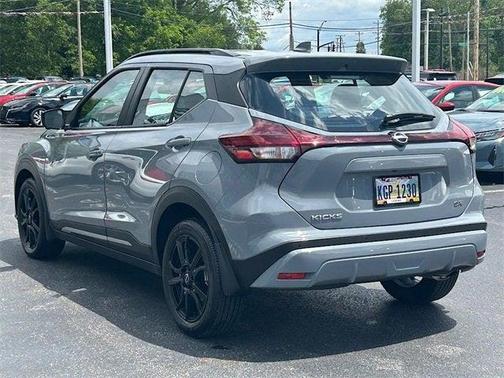 2024 Nissan Kicks SR