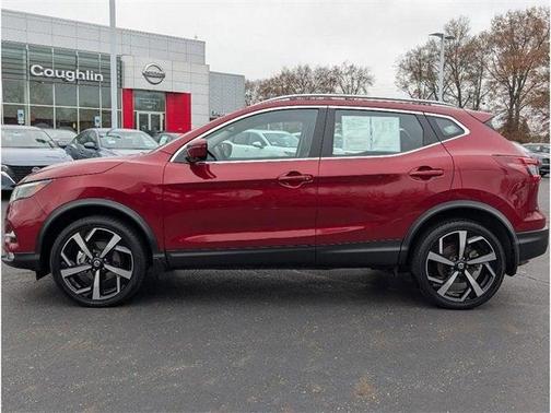 2022 Nissan Rogue Sport SL