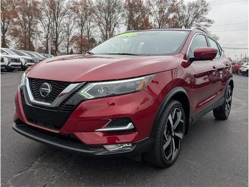 2022 Nissan Rogue Sport SL