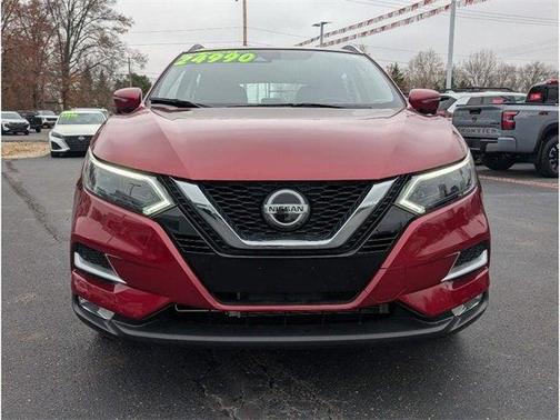 2022 Nissan Rogue Sport SL