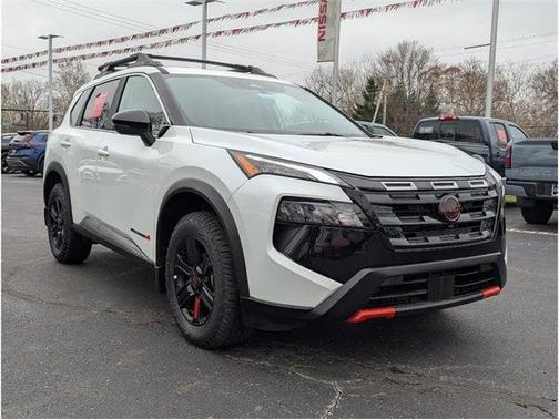 2025 Nissan Rogue Rock Creek