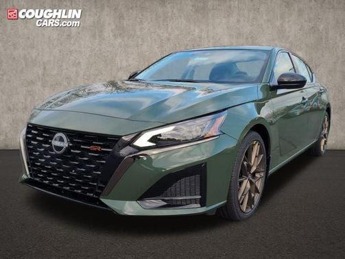 2025 Nissan Altima SR FWD