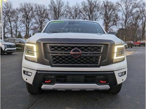 2024 Nissan Titan PRO-4X