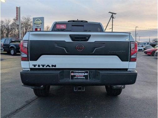 2024 Nissan Titan PRO-4X
