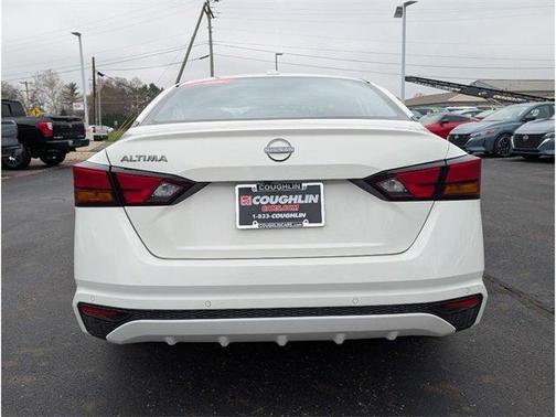 2025 Nissan Altima S FWD