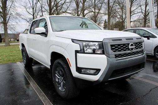 2025 Nissan Frontier SV