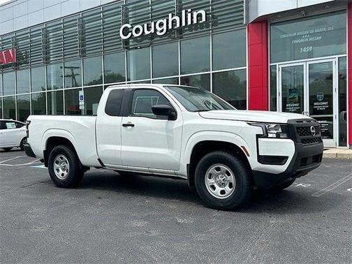 2025 Nissan Frontier S