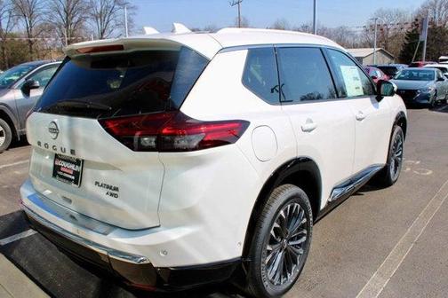 2025 Nissan Rogue Platinum
