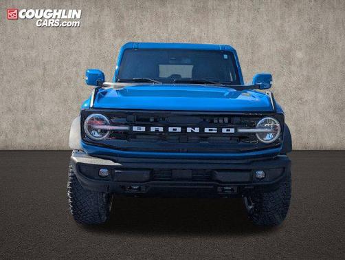 Velocity Blue Metallic 2024 Ford Bronco Outer Banks