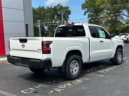 2025 Nissan Frontier S